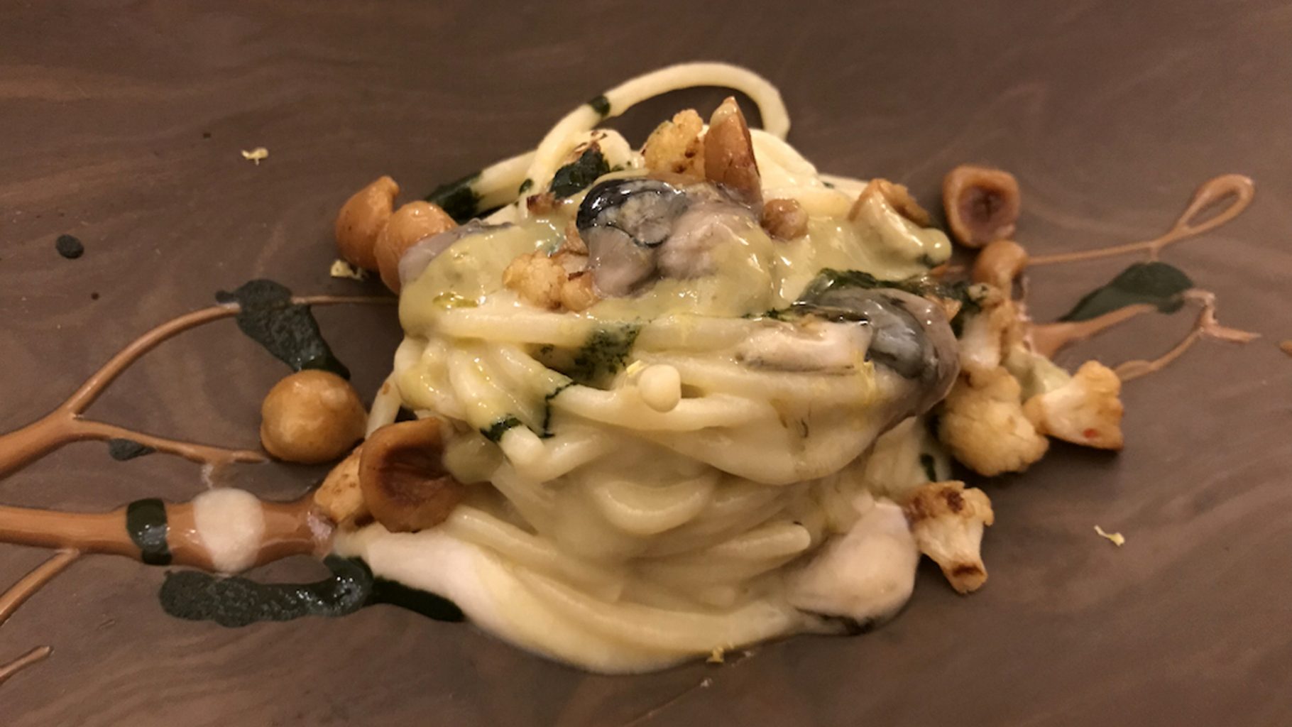 Amistà 33, Spaghettone e ostrica